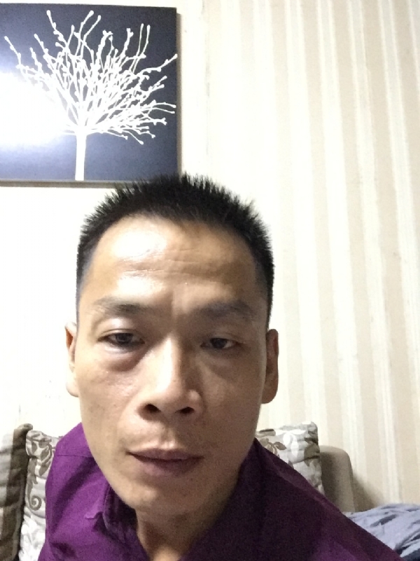 alongzhe的第一张照片--中山相亲服务中心