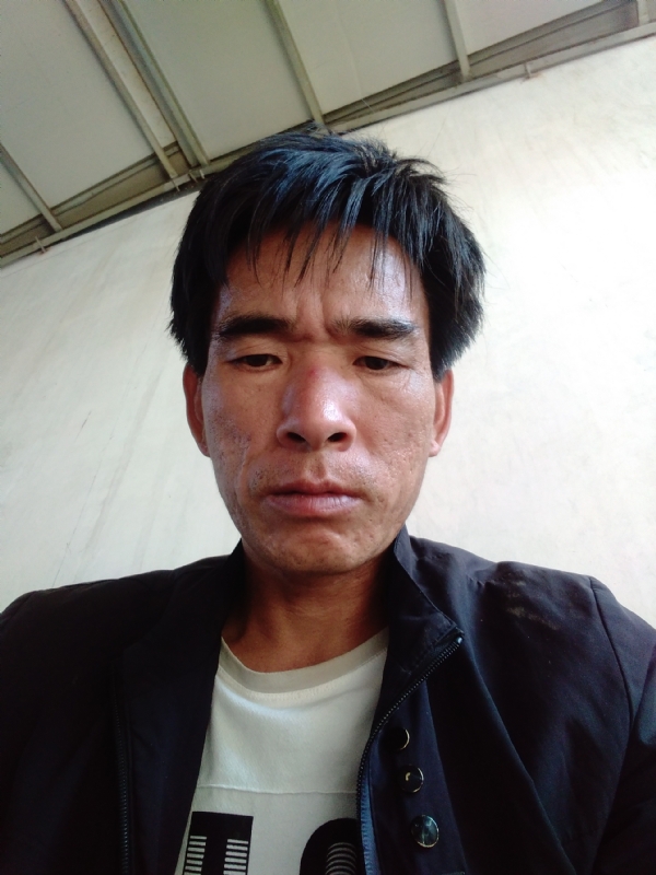 项斌的第一张照片--中山相亲服务中心