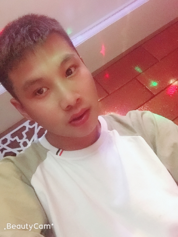 阿锋的第一张照片--中山相亲服务中心