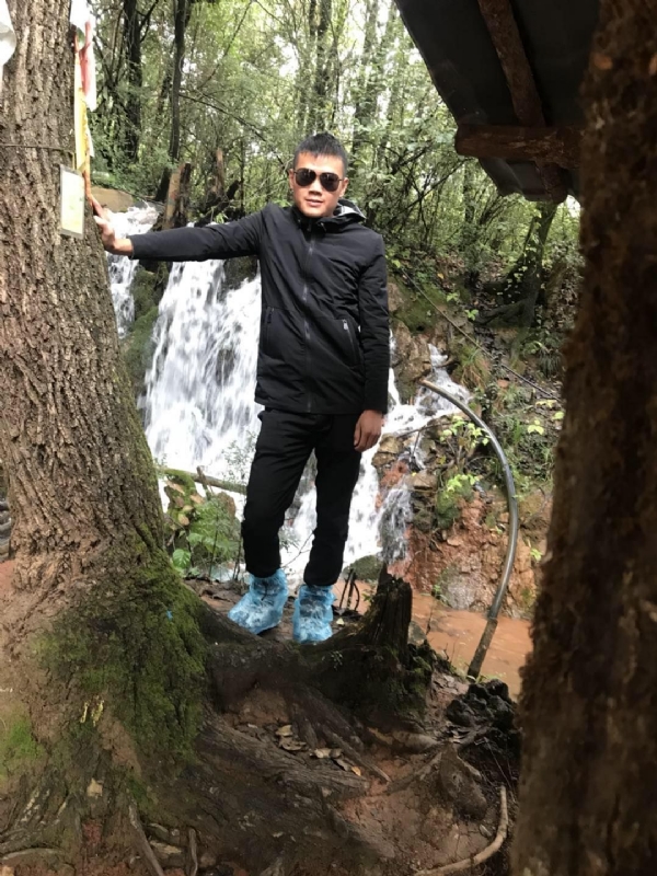 譕忄的第一张照片--中山相亲服务中心