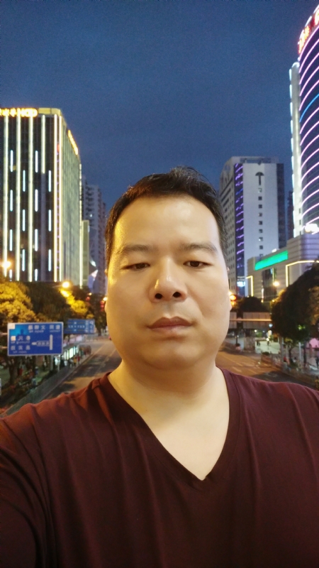 相爱一辈子的第一张照片--中山相亲服务中心