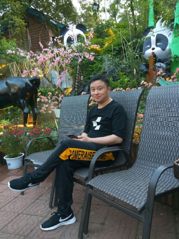 想家的第一张照片--中山相亲服务中心