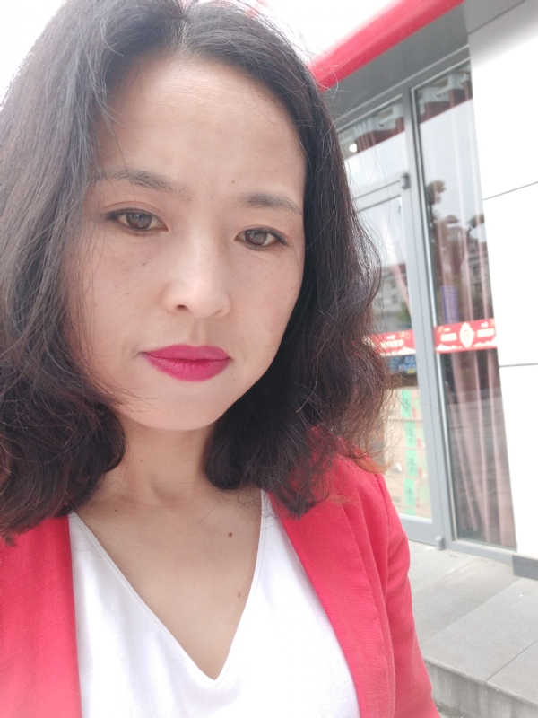 枫叶飘零的第一张照片--中山相亲服务中心