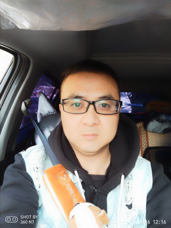 香烟最懂男人心的第一张照片--中山相亲服务中心