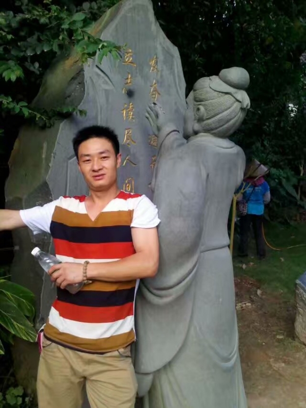 相依相伴的第一张照片--中山相亲服务中心
