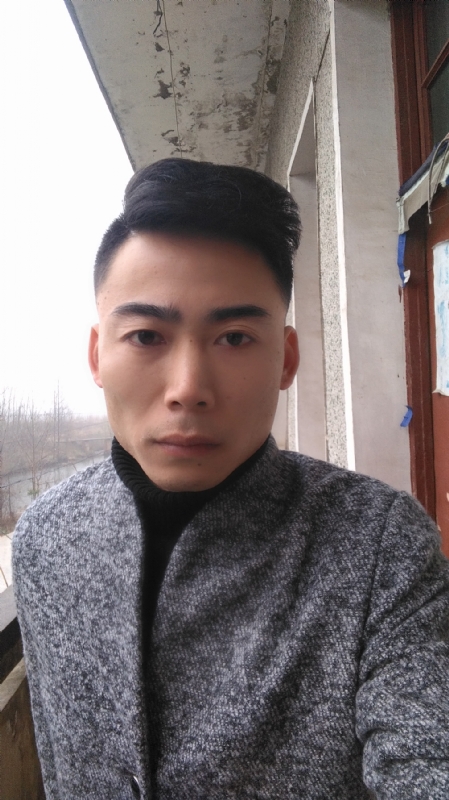 谁伴我闯荡的第一张照片--中山相亲服务中心