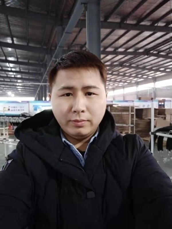 刀锋的第一张照片--中山相亲服务中心