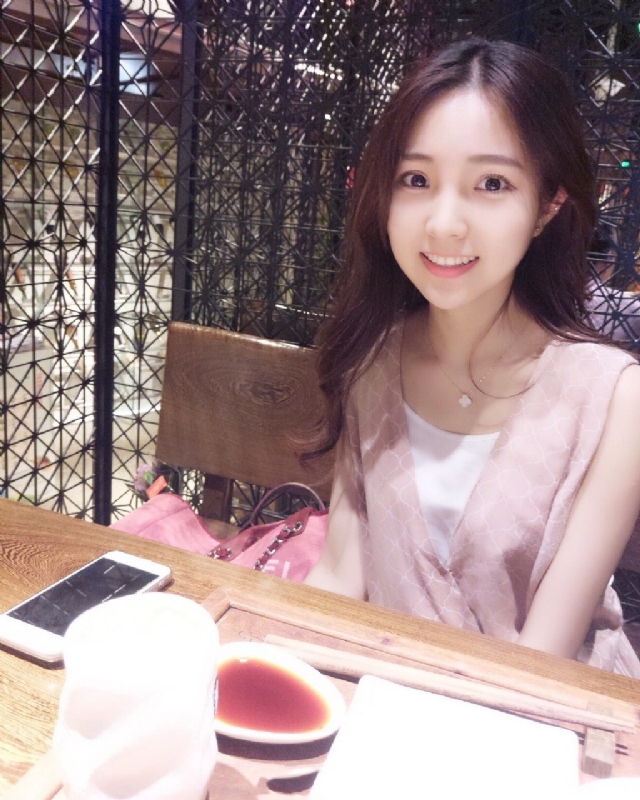 冰艳残阳的第二张照片--中山相亲服务中心