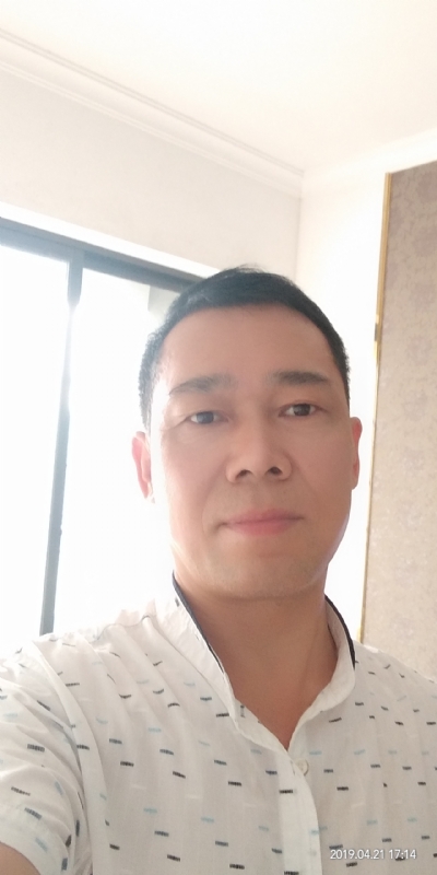 朝望大海的第一张照片--中山相亲服务中心