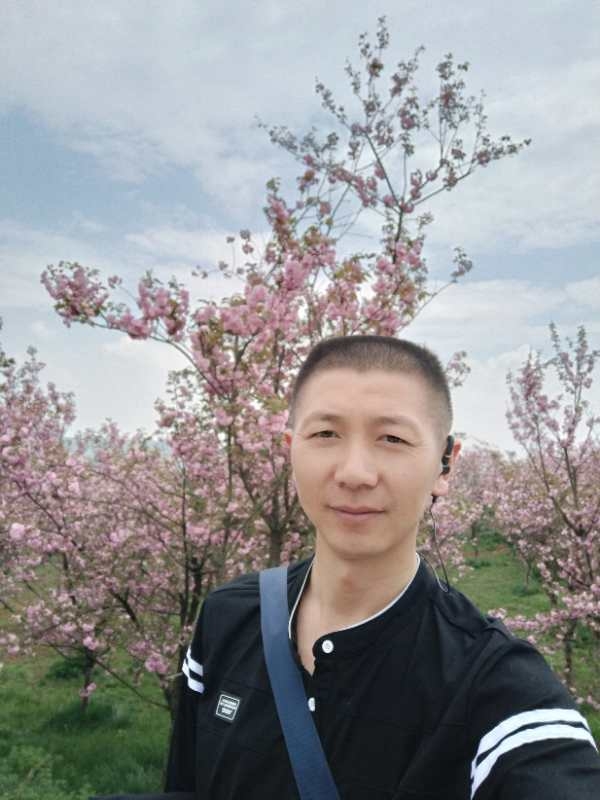 只有真名的第一张照片--中山相亲服务中心