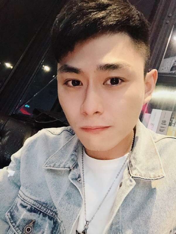 浩浩的第一张照片--中山相亲服务中心