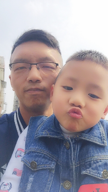 林松的第一张照片--中山相亲服务中心