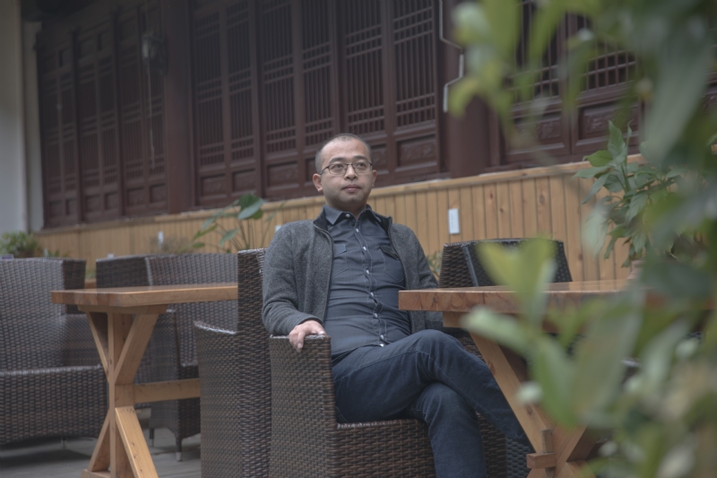 世界那么大的第一张照片--中山相亲服务中心