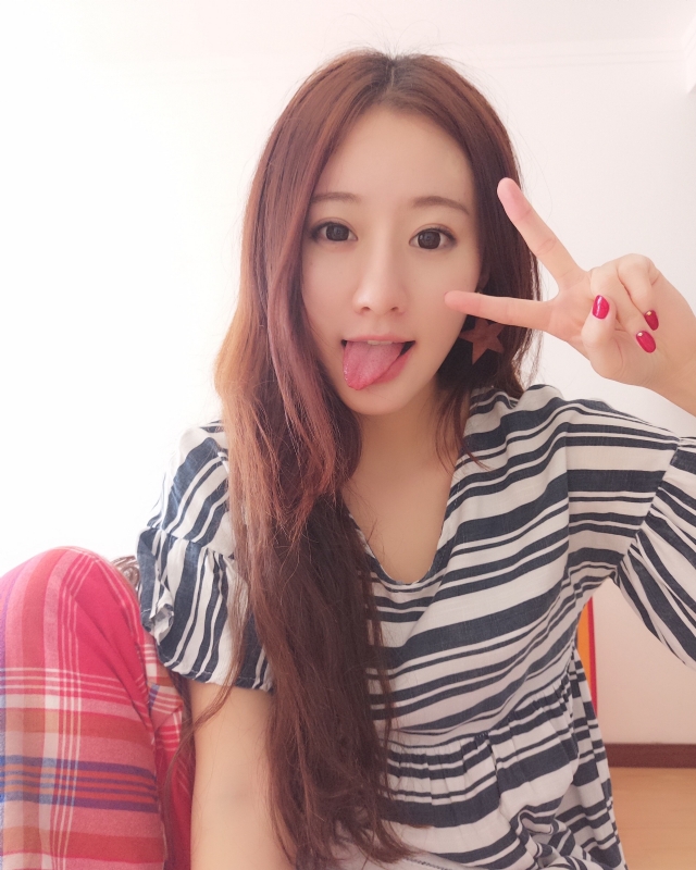 没有故事的女同学的第三张照片--中山相亲服务中心