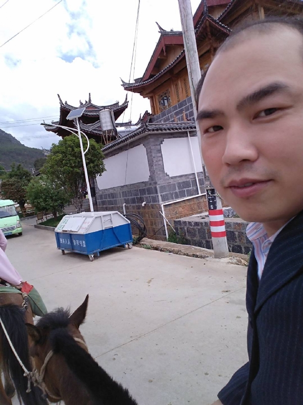 当代军人的第一张照片--中山相亲服务中心