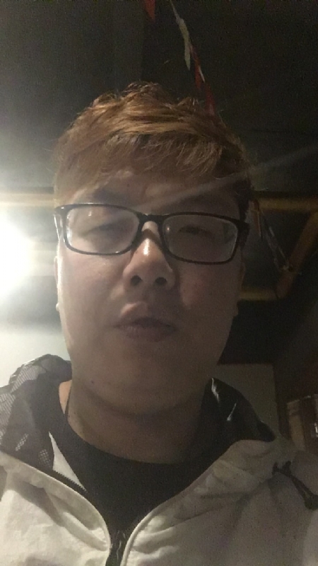 深情久伴更长情的第一张照片--中山相亲服务中心