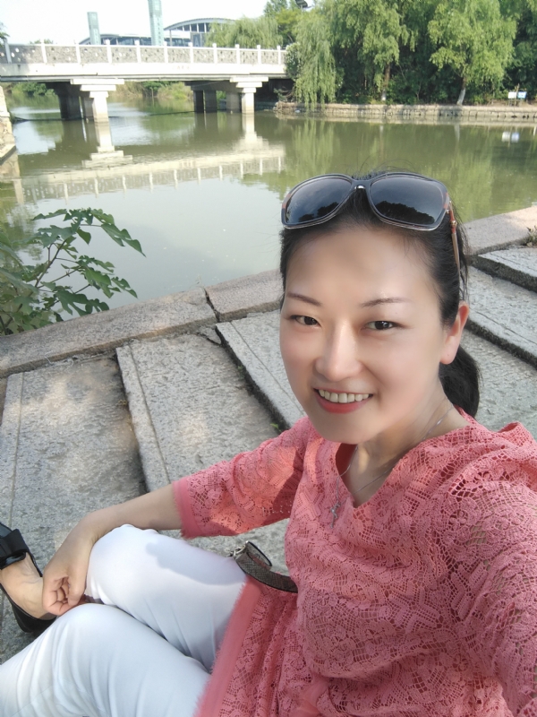 渴慕的第一张照片--中山相亲服务中心