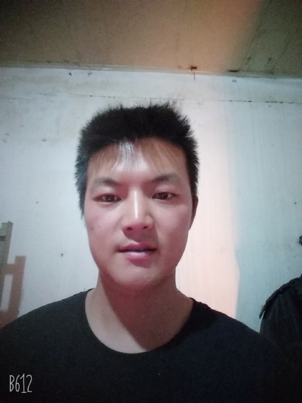 风轻云淡的第一张照片--中山相亲服务中心