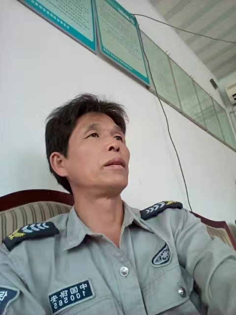 卧窗听雨的第一张照片--中山相亲服务中心