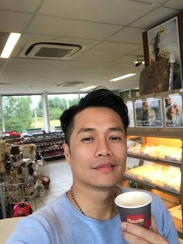 短歌的第一张照片--中山相亲服务中心