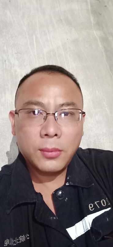 知足常乐的第一张照片--中山相亲服务中心