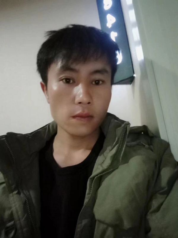 槑头槑脑的第一张照片--中山相亲服务中心