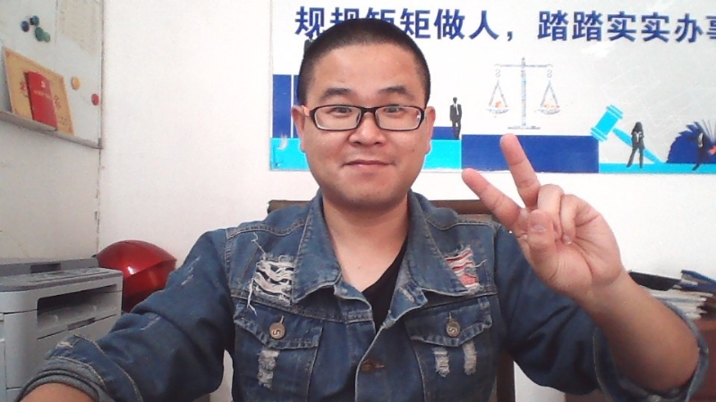 顾律师的第二张照片--中山相亲服务中心