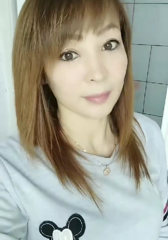 魅力白玲的第一张照片--中山相亲服务中心