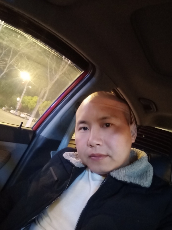 平平淡淡的第二张照片--中山相亲服务中心