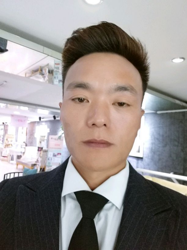 醉酒的蝴蝶的第一张照片--中山相亲服务中心