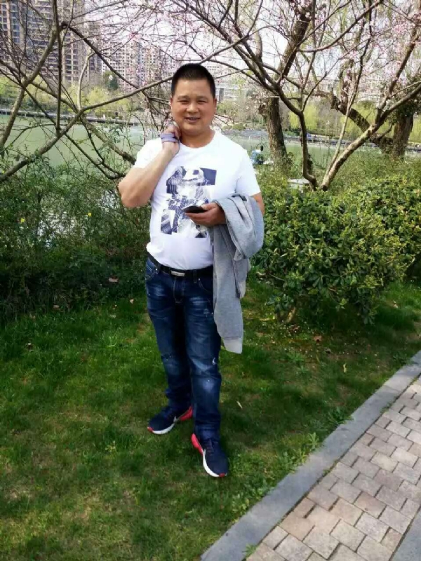 纯爷们的第一张照片--中山相亲服务中心
