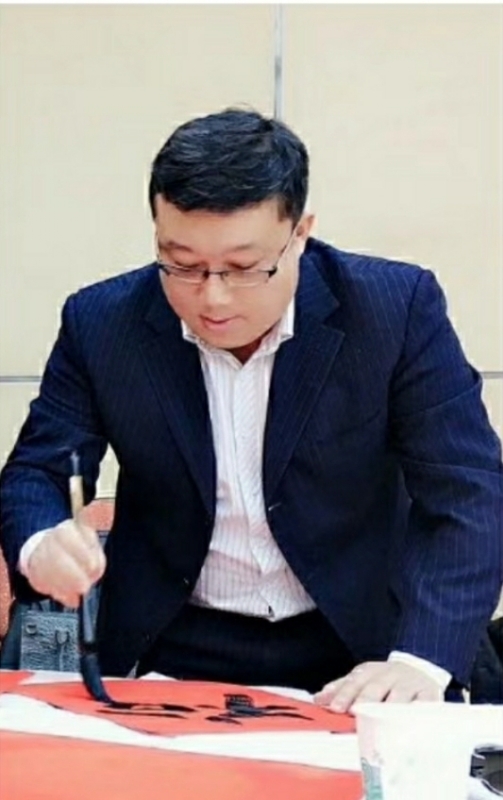 青岛小哥哥的第二张照片--中山相亲服务中心