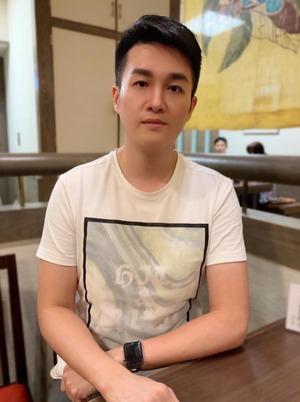 岁月流逝的第一张照片--中山相亲服务中心