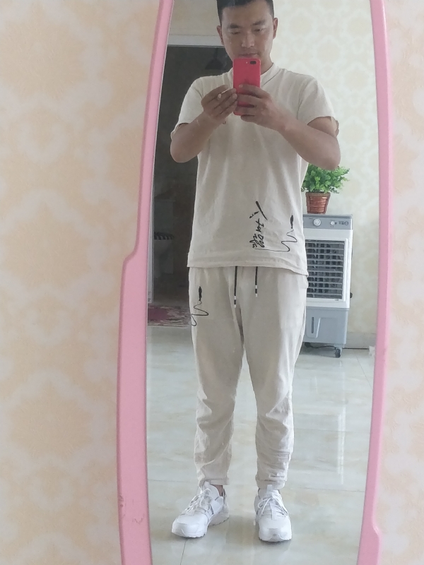 一天一根烟的第二张照片--中山相亲服务中心