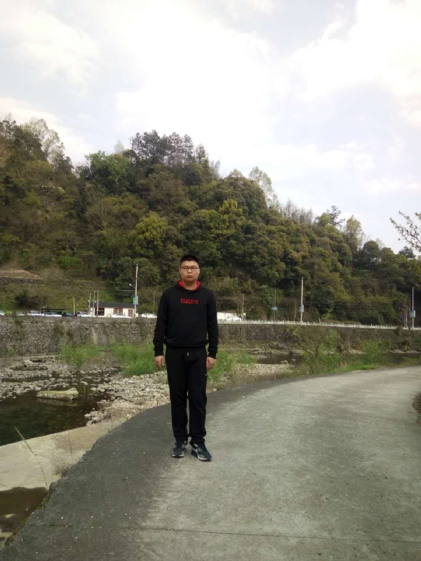 等着上钩的鱼的第二张照片--中山相亲服务中心