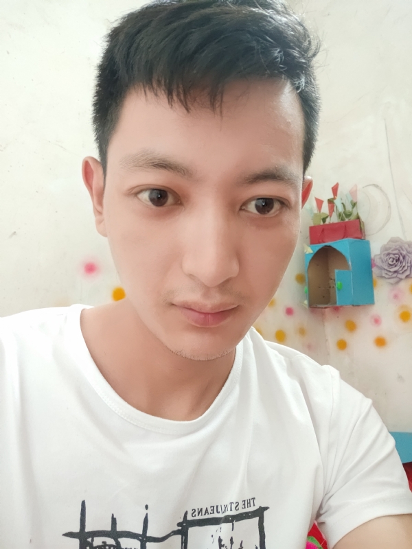 笑对人生的第一张照片--中山相亲服务中心