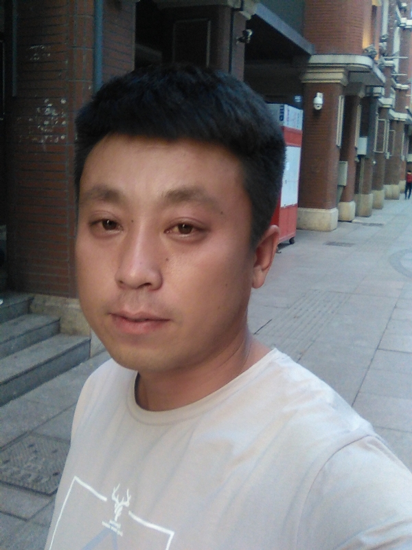 冰冷的心的第一张照片--中山相亲服务中心
