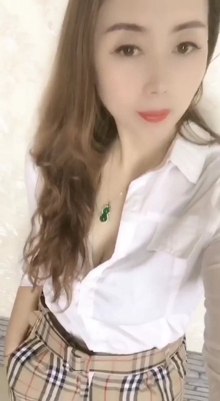 雨蝶的第一张照片--中山相亲服务中心