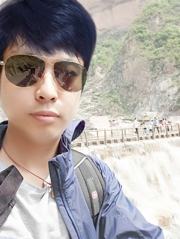 雅俗共赏的第一张照片--中山相亲服务中心