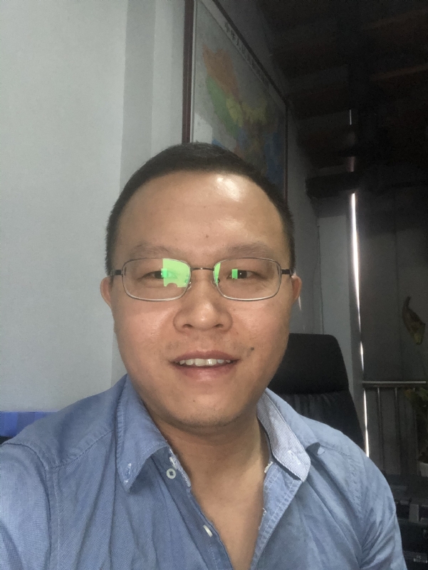 小吴的第一张照片--中山相亲服务中心