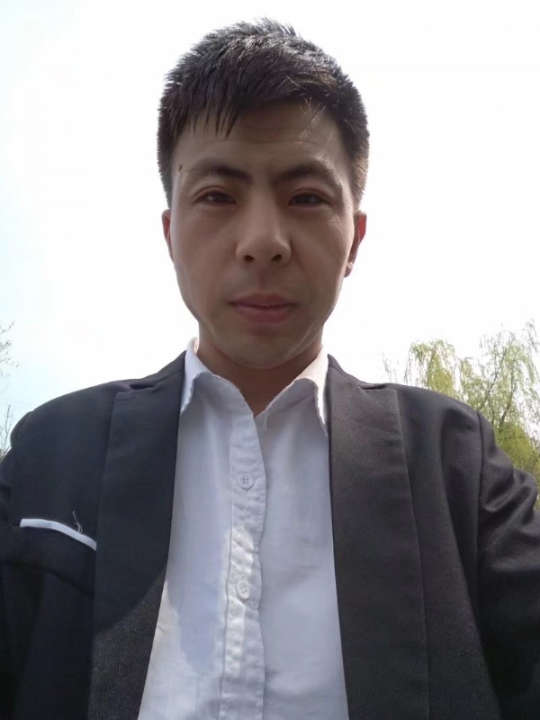 许以飞翔的第一张照片--中山相亲服务中心