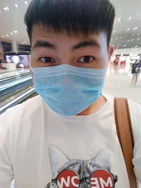 咔咔一顿的第一张照片--中山相亲服务中心
