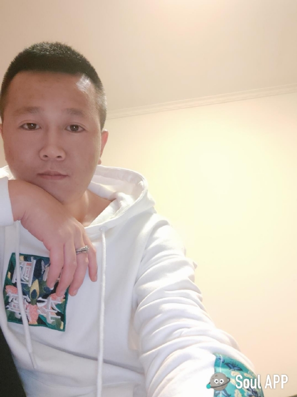 Away的第一张照片--中山相亲服务中心