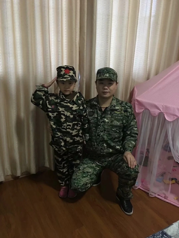 俗人的第一张照片--中山相亲服务中心