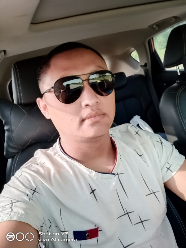 寻缘的第一张照片--中山相亲服务中心
