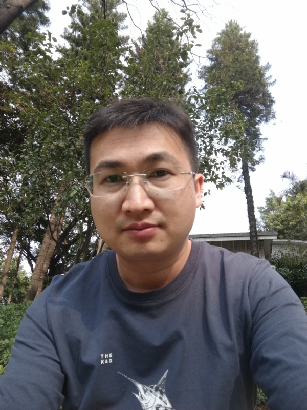 不如随风的第二张照片--中山相亲服务中心