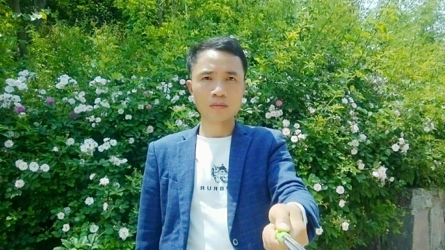 一生何求的第一张照片--中山相亲服务中心