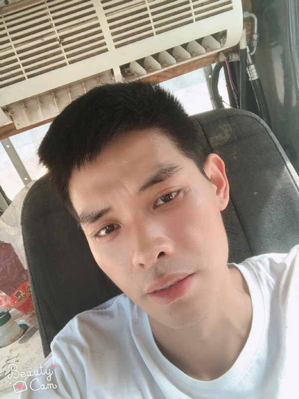 小董的第一张照片--中山相亲服务中心