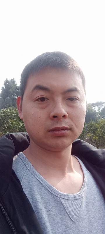亲亲抱抱我爱你的第一张照片--中山相亲服务中心
