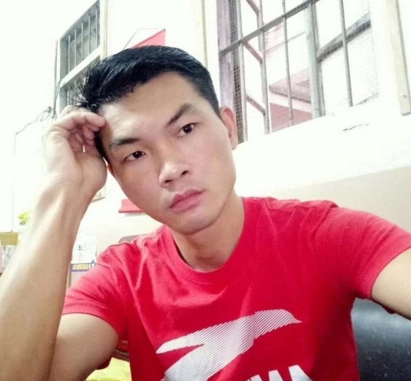 英俊的台灯的第一张照片--中山相亲服务中心